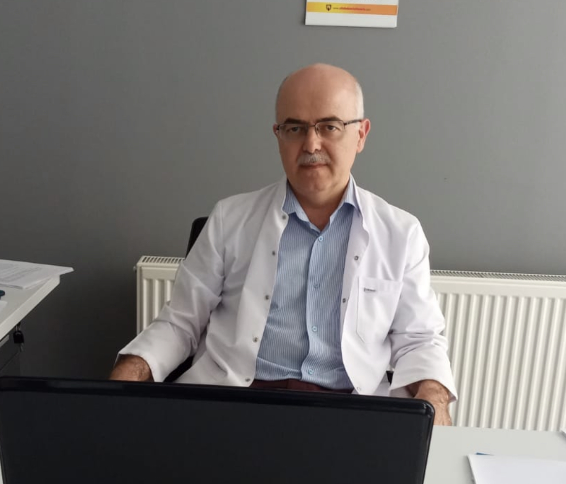 Dr. Rüstem UYANIK